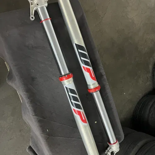 WP 6500 Forks Complete