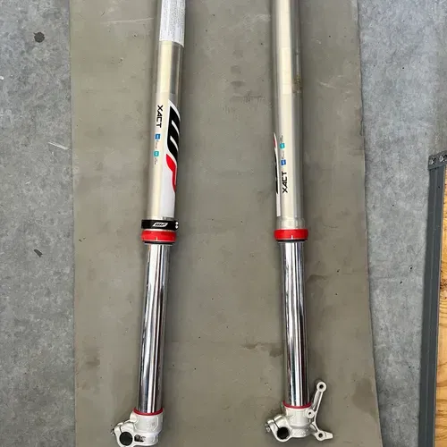 2022.5 - 2024 KTM 450 Sxf WP Forks 