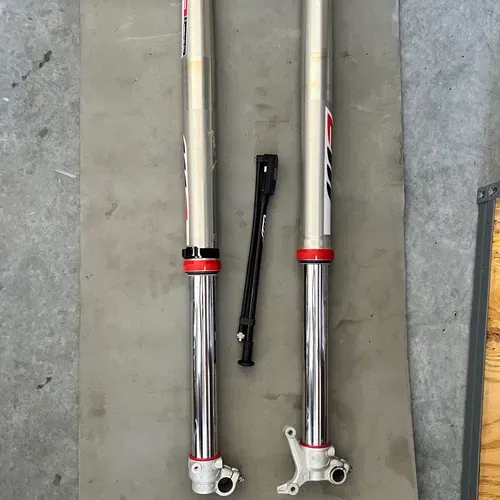 2022.5 - 2024 KTM 450 Sxf WP Forks 
