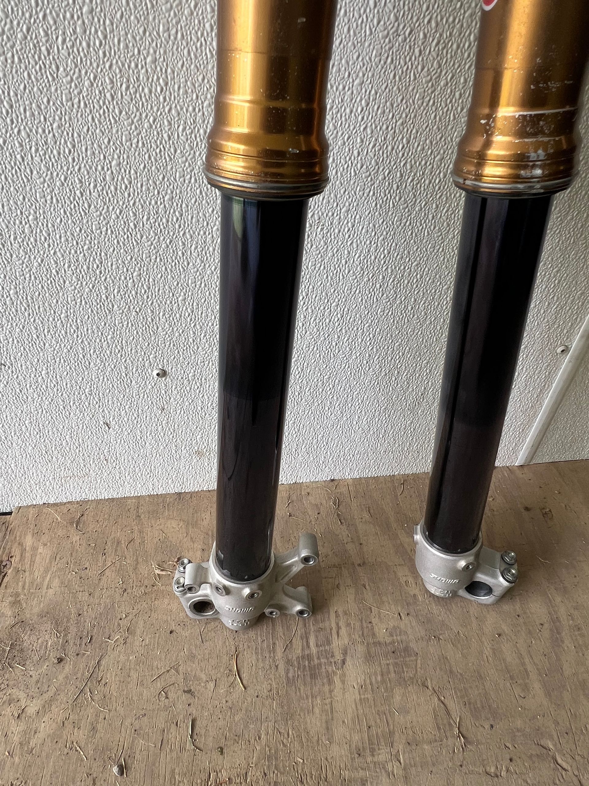 Kashima Forks and Schock For CRF - Showa