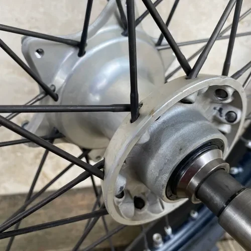 KTM Big Bike Wheel/axle Set 125/250/450