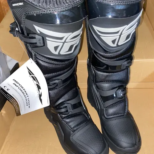 NWT Fly Maverick Enduro Boots Size 7