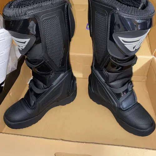 NWT Fly Maverick Enduro Boots Size 7