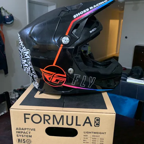 Fly Racing Helmets - Size L