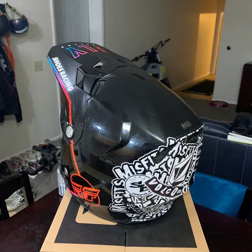 Fly Racing Helmets - Size L