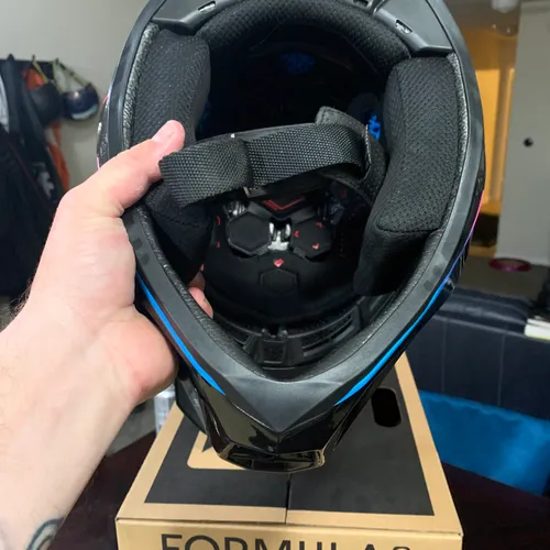 Fly Racing Helmets - Size L
