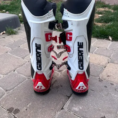 Gaerne SG 12