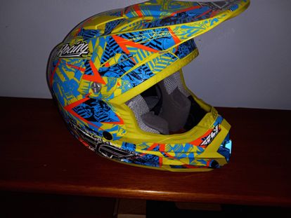 Youth Fly Racing Helmets - Size M