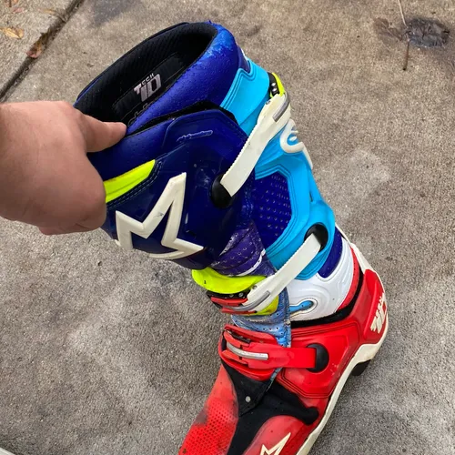 Alpinestars Tech 10