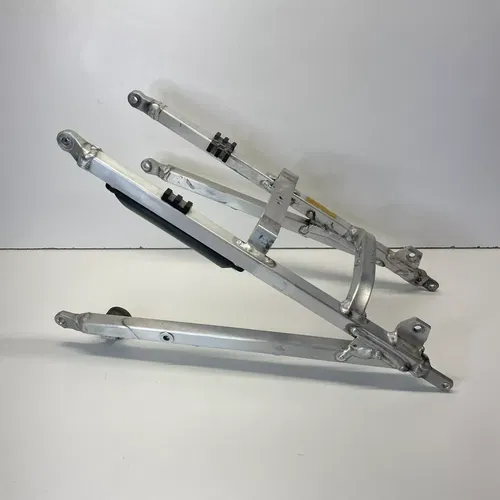 2014 (14-18) Yamaha YZ250F Sub Frame Subframe