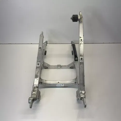 2014 (14-18) Yamaha YZ250F Sub Frame Subframe