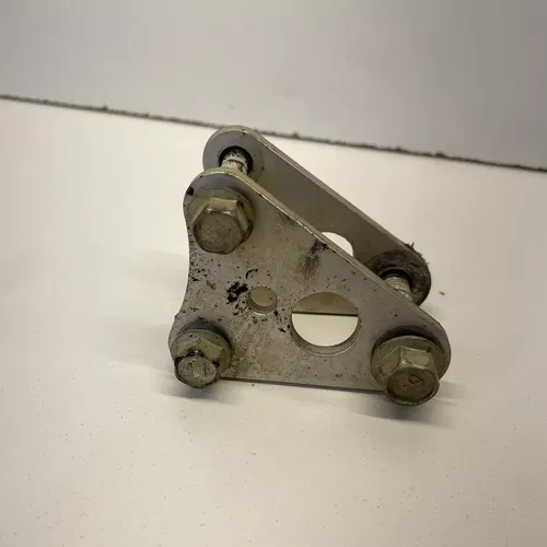 2003 02-06 RM250 RM 250 Upper Engine Mount Bracket Hanger Stay Holder Plate