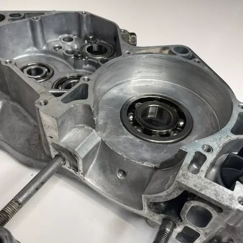 1998 Suzuki Rm250 Left And Right Side Engine Case Motor 96-2000