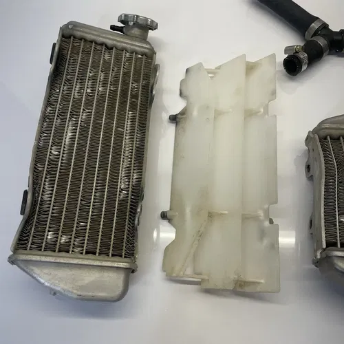 2004 KTM 85SX OEM ENGINE MOTOR COOLING COOLER RADIATOR 47035007000