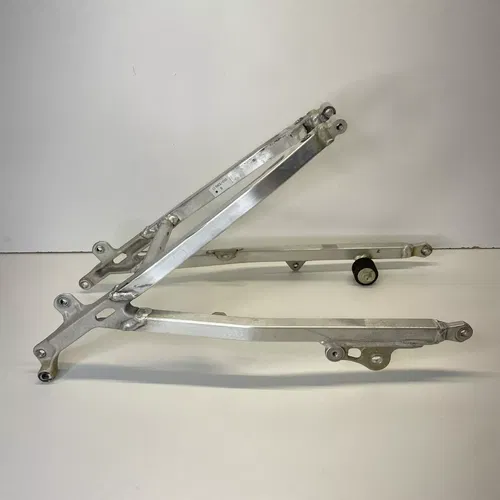 06-09 2008 YAMAHA YZ250F OEM SUBFRAME YZ 250F 5XC-21190-L0-00