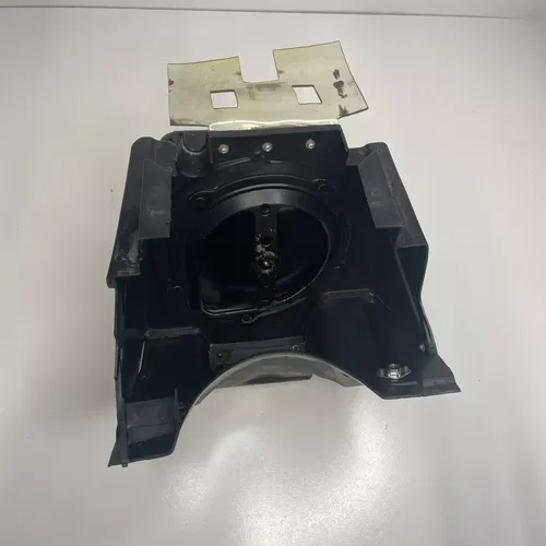 1998 SUZUKI RM250 OEM AIRBOX INTAKE AIR CLEANER CASE FILTER BOOT 13700-37E00