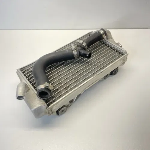 2002 02-04 CRF450R OEM LEFT SIDE RADIATOR ENGINE ICE COOLING 19015-MEB-671