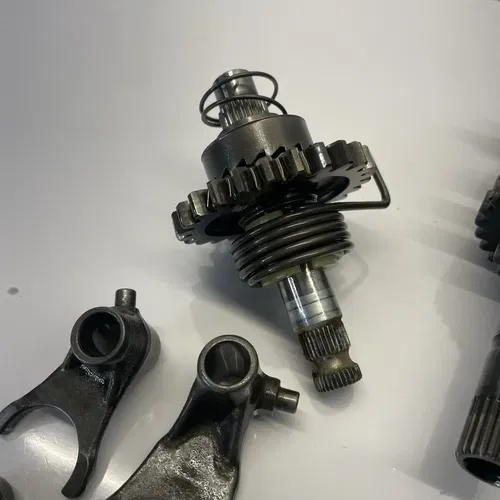2003 Honda CR85  CR 85 CR Transmission Set Gear Box Counter Shaft Trans OEM