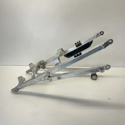 2014 14-18 YZ250F YZ 250F OEM Subframe Rear Chassis Seat Rail Support Brace Arm