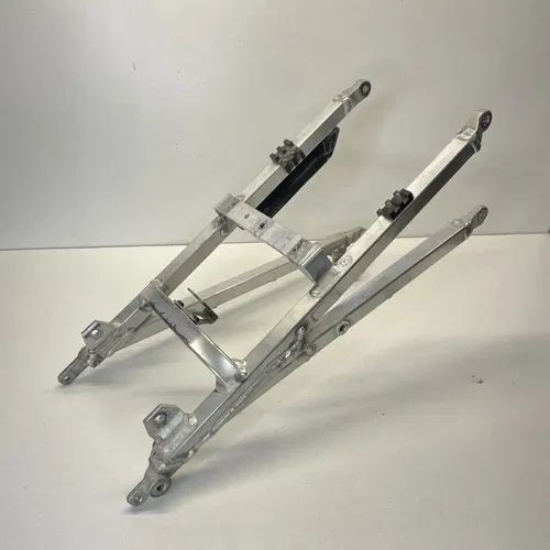 2014 14-18 YZ250F YZ 250F OEM Subframe Rear Chassis Seat Rail Support Brace Arm