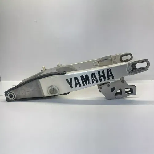 2005 YAMAHA WR250F / WR450F REAR SWINGARM SWING ARM SUSPENSION PIVOT