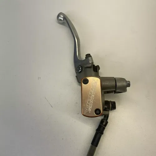 2004 Honda CRF450R OEM Front Brake Caliper Master Cylinder Line Pads Perch