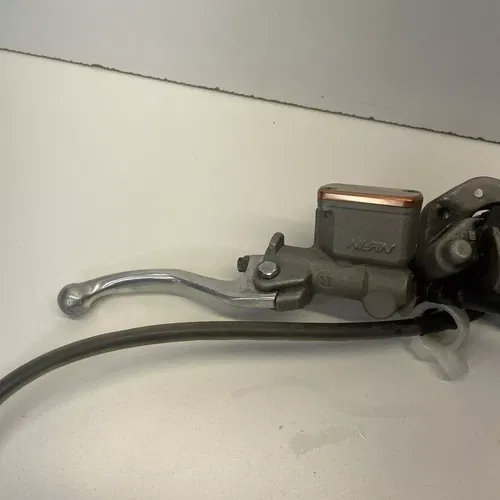 2004 Honda CRF450R OEM Front Brake Caliper Master Cylinder Line Pads Perch