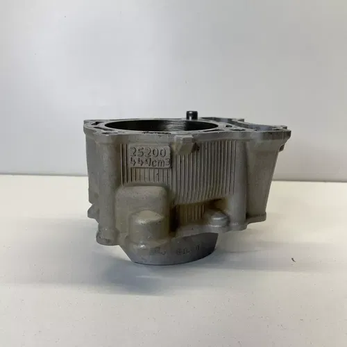 2007 YAMAHA WR450F YZ450F OEM ENGINE CYLINDER BORE JUG TOP END 2S2-11311-11-00
