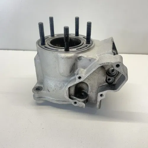 1998 Yamaha Yz125 Cylinder Bore Jug OEM Used (Needs Repair)
