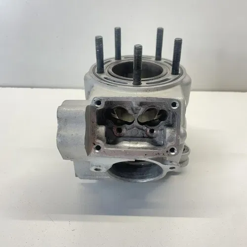 1998 Yamaha Yz125 Cylinder Bore Jug OEM Used (Needs Repair)