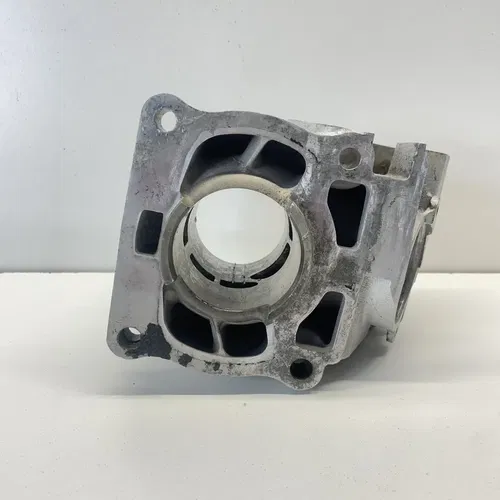 1998 Yamaha Yz125 Cylinder Bore Jug OEM Used (Needs Repair)