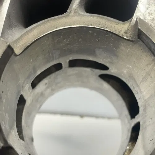 1998 Yamaha Yz125 Cylinder Bore Jug OEM Used (Needs Repair)