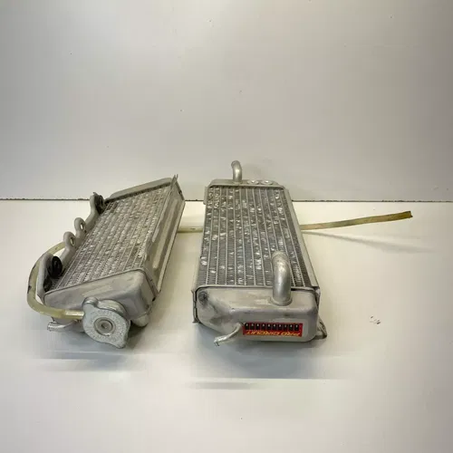 2011 (09-11) Kawasaki Kx250f Right And Left Side Radiator Cooling OEM