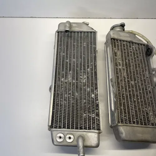 2011 (09-11) Kawasaki Kx250f Right And Left Side Radiator Cooling OEM