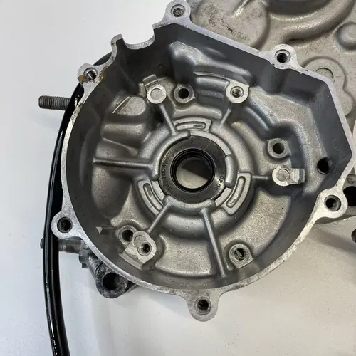 2003 01-05 Kawasaki KX85 KX 85 ENGINE MOTOR CRANKCASE CRANK CASES 14001-1313