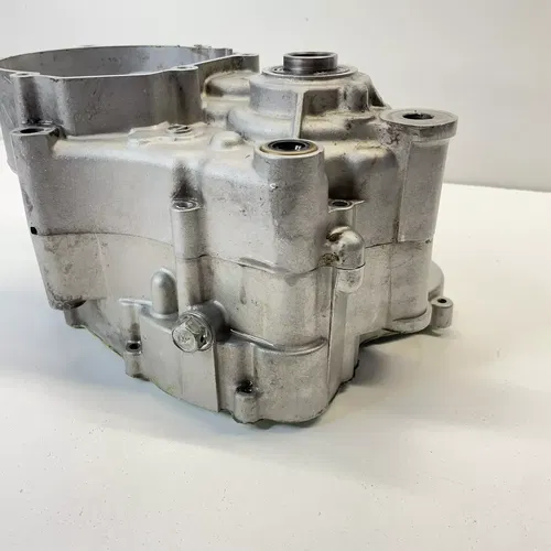 2003 01-05 Kawasaki KX85 KX 85 ENGINE MOTOR CRANKCASE CRANK CASES 14001-1313