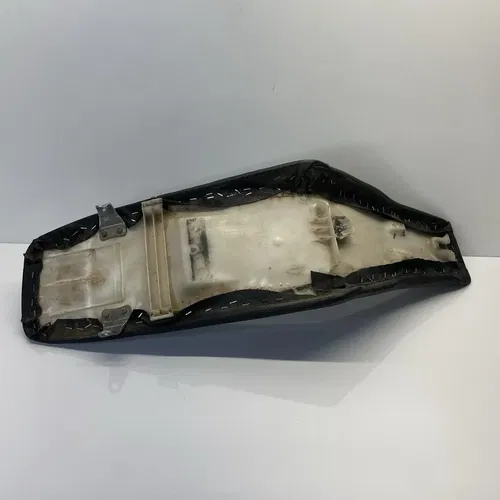 2003 Honda CR85 RB Seat & Pan With Broken Mount