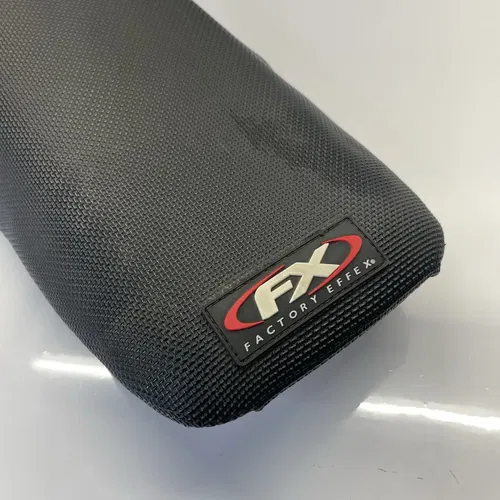 2003 Honda CR85 RB Seat & Pan With Broken Mount
