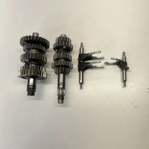 2014 - 2018 Yamaha YZ250F Transmission Assembly Gears 1SM-1742A-20-00