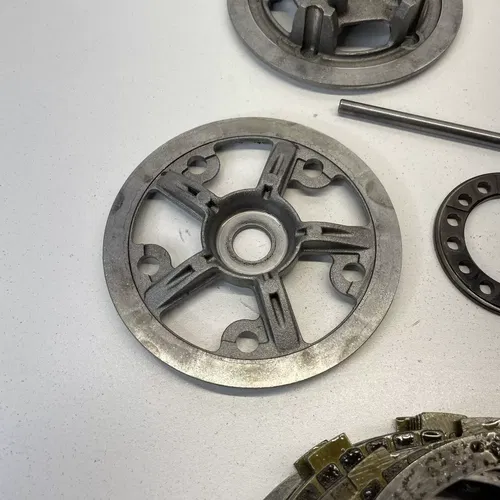 2019 KTM 150 SX Clutch OEM Basket Hub Pressure Plate Pins Rod 2019-2022