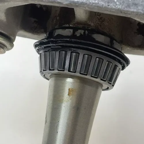 2001 HONDA CR 125R TRIPLE TREE + CLAMPS (J) 01 CR125R 125 00 - 01