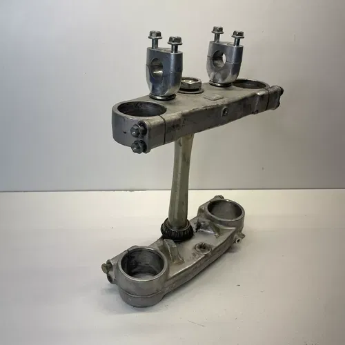 2001 HONDA CR 125R TRIPLE TREE + CLAMPS (J) 01 CR125R 125 00 - 01