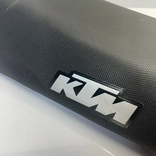 2003 2004 KTM 85SX 85 SX 04 105SX 105 Seat Pan Foam Cover 47007040000