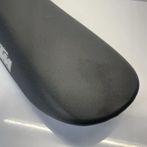 2003 2004 KTM 85SX 85 SX 04 105SX 105 Seat Pan Foam Cover 47007040000