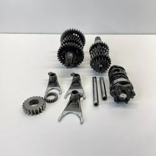 2003 Kawasaki KX85 Transmission Gears Gear Drive Output Shaft, Shifter Forks.