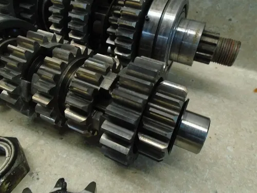 Suzuki 600 GSF BANDIT GSF600-S Used Engine Transmission 2002 SB74