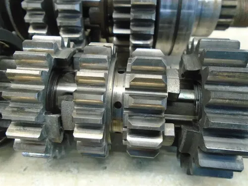 Suzuki 600 GSF BANDIT GSF600-S Used Engine Transmission 2002 SB74