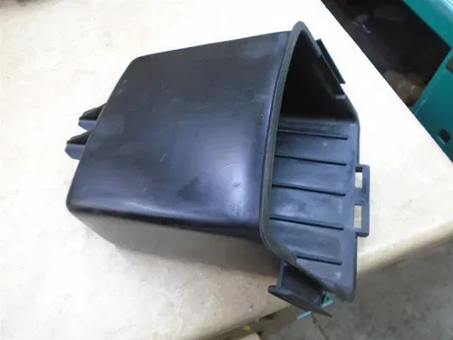 Honda 750 VF SABRE VF750S VF750-S Rear Tool Case Box 1983 HB543