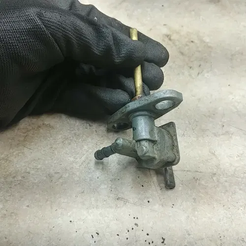 Honda 100 XR XR100 Gas Tank Valve Petcock 2000 HB581