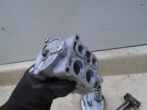 Kawasaki 1000 ZG CONCOURSE ZG1000 Engine Oil Pump 1986 KB141